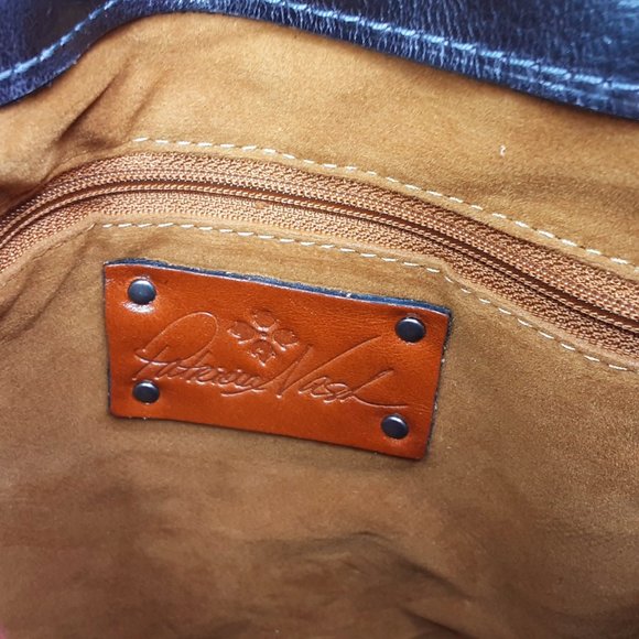 'PATRICIA NASH' 'VATONI'  BAG CONVERTIBLE LEATHER BACKPACK - Picture 10 of 16